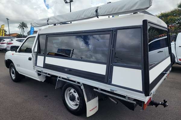 2011 Nissan Navara DX D22 Rear Wheel Drive