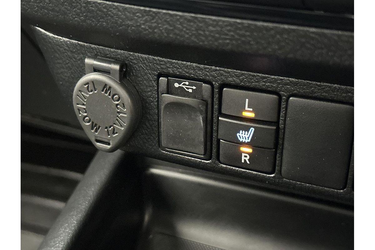 2018 Toyota Hilux Rugged X GUN126R 4X4