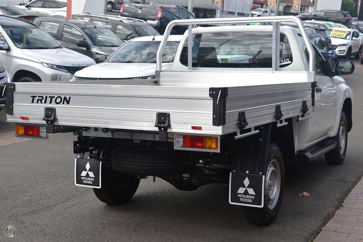 2024 Mitsubishi Triton GLX MR Rear Wheel Drive