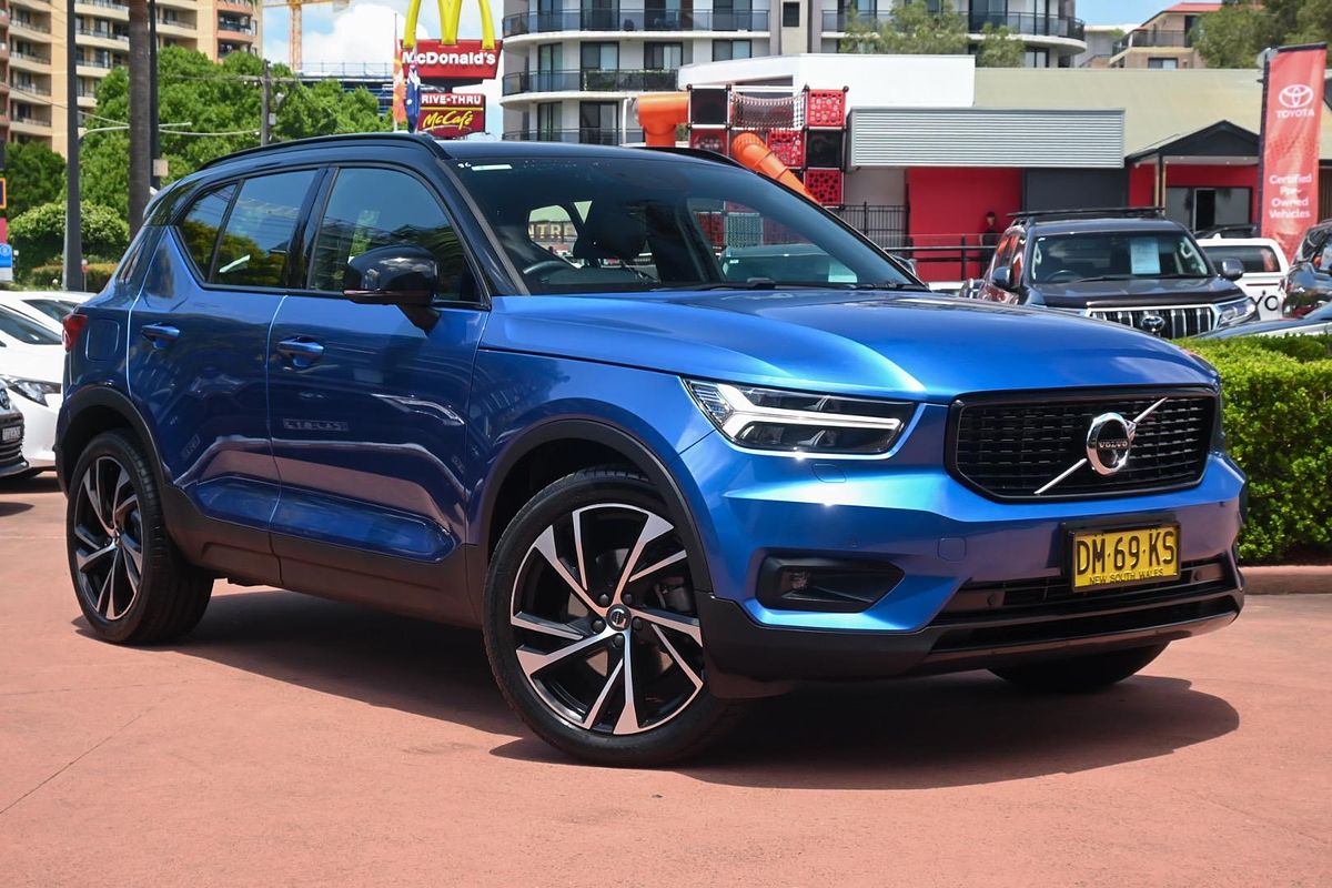 2020 Volvo XC40 T5 R-Design