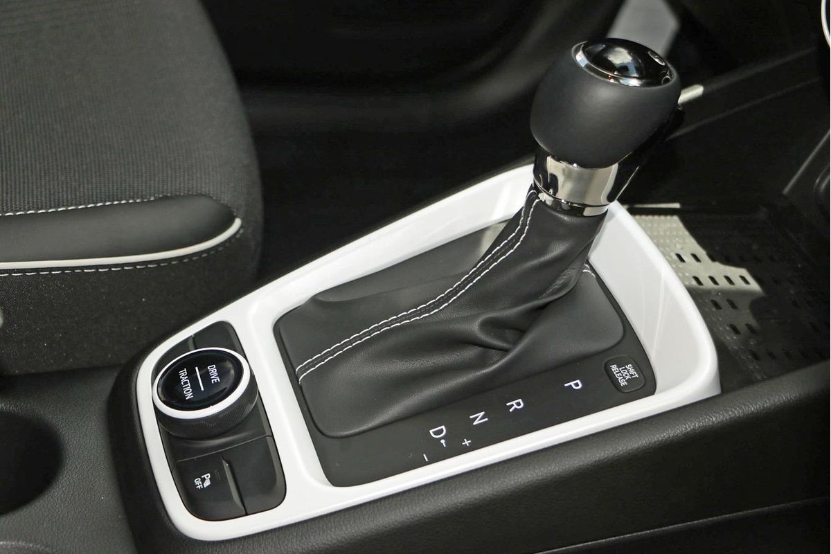 2024 Hyundai Venue Elite QX.V5