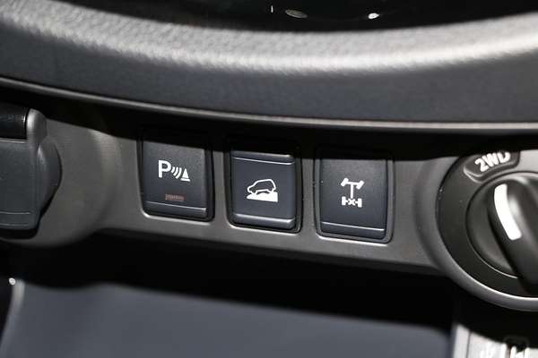 2024 Nissan Navara ST-X D23 4X4