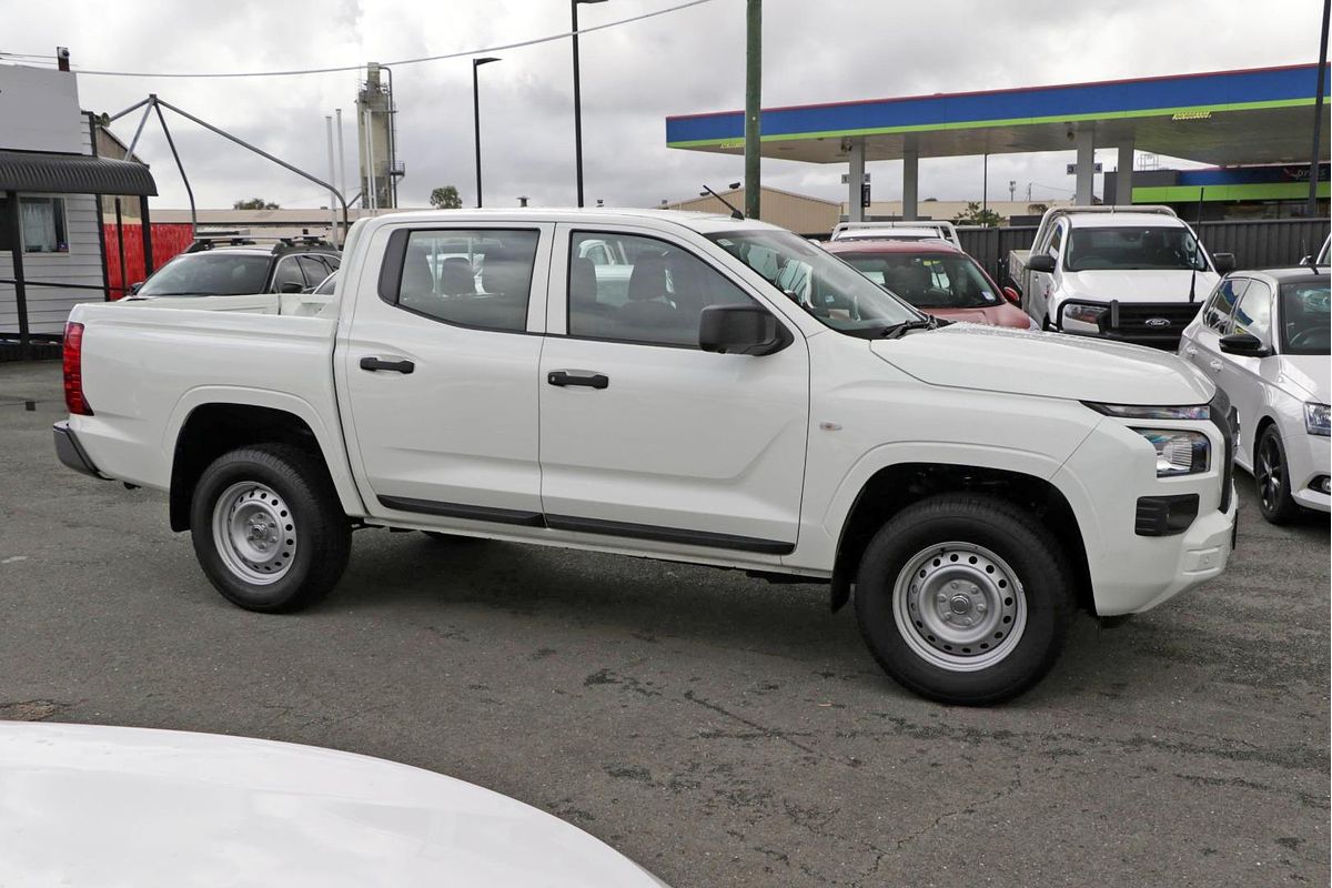 2024 Mitsubishi Triton GLX MV Rear Wheel Drive