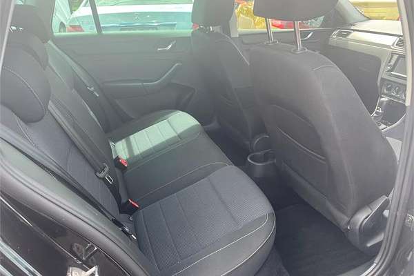 2016 SKODA Rapid NH