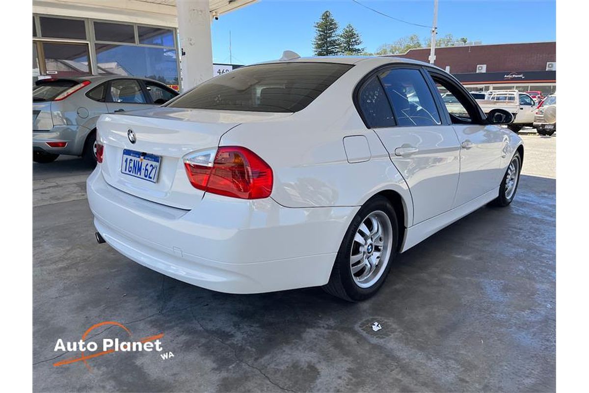 2005 BMW 3 20i E90