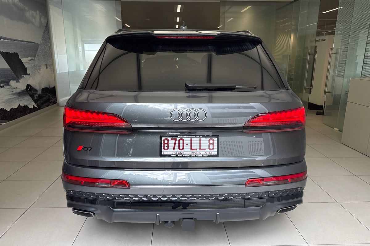 2024 Audi Q7 50 TDI S line 4M