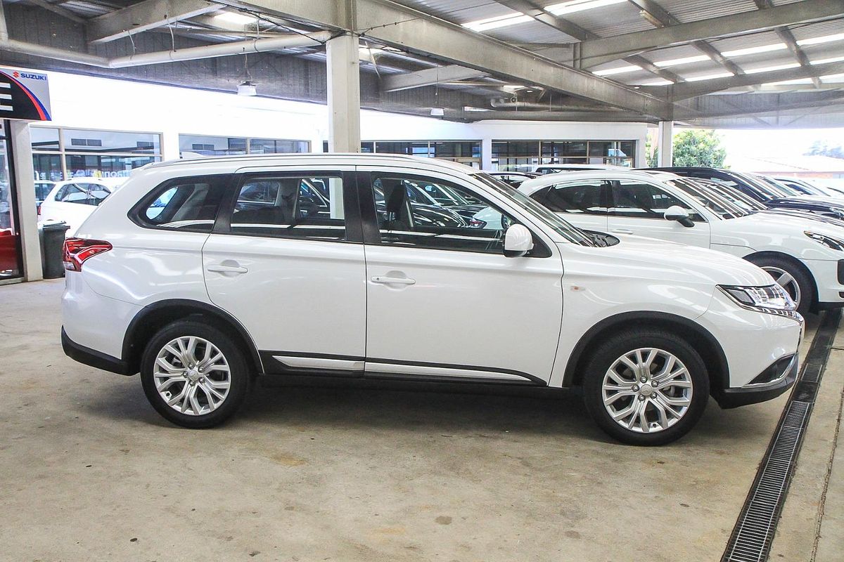 2020 Mitsubishi Outlander ES ADAS ZL