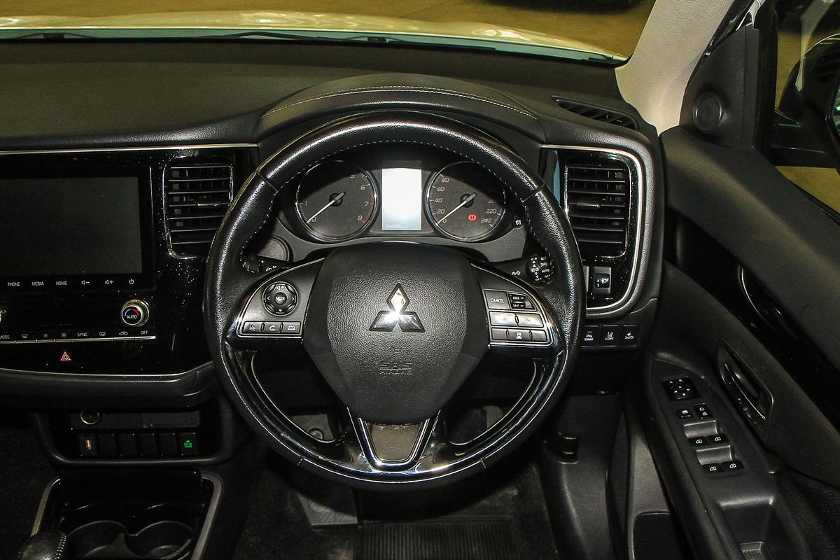 2020 Mitsubishi Outlander ES ADAS ZL
