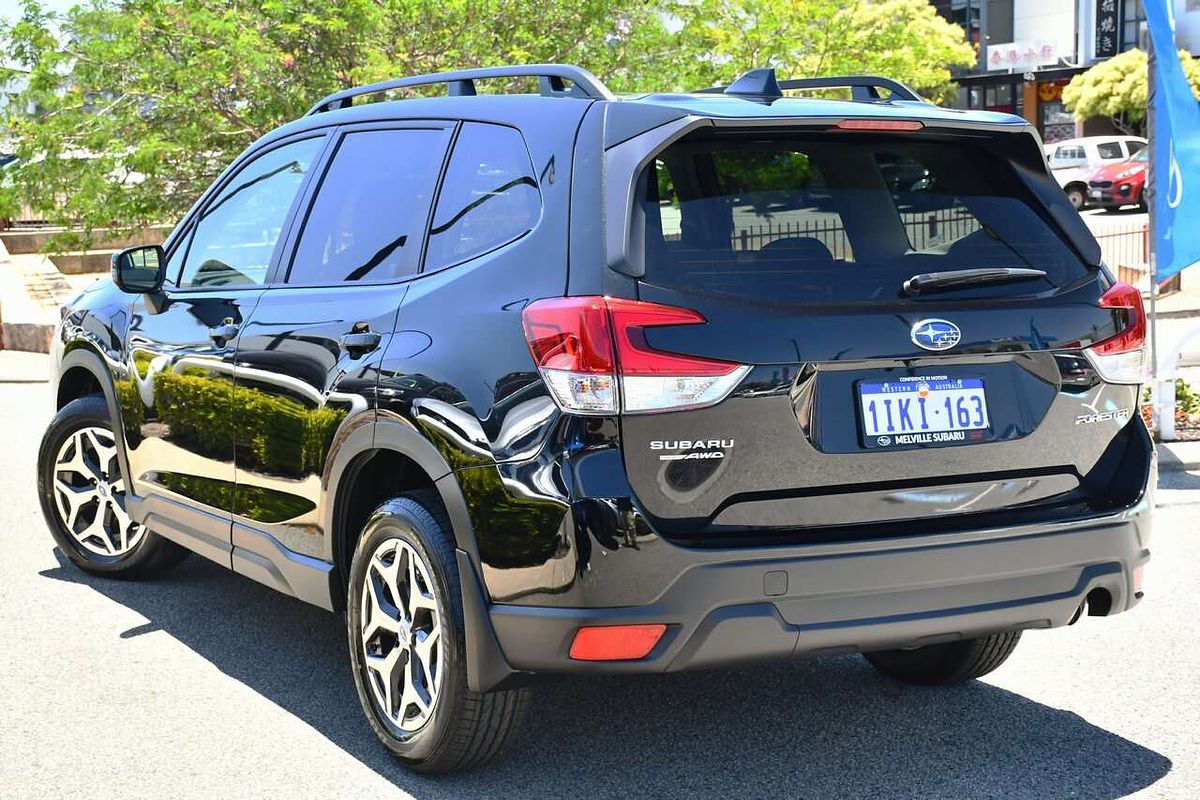 2024 Subaru Forester 2.5i Luxury Special Edition S5