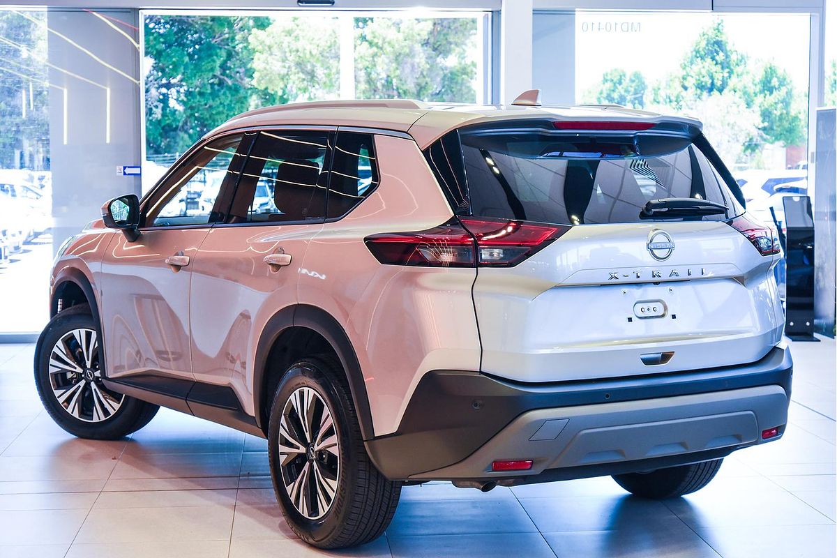 2024 Nissan X-TRAIL ST-L T33