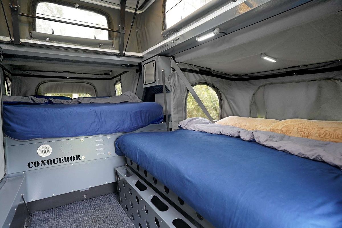 2022 Conqueror Off Road Campers UEV-440 Platinum UEV-440 PLAT