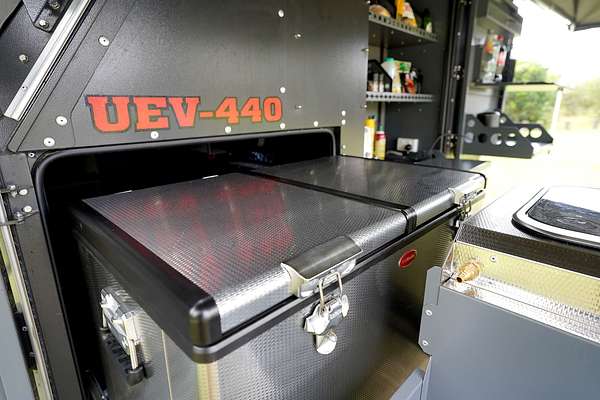 2023 Conqueror UEV-440 Platinum