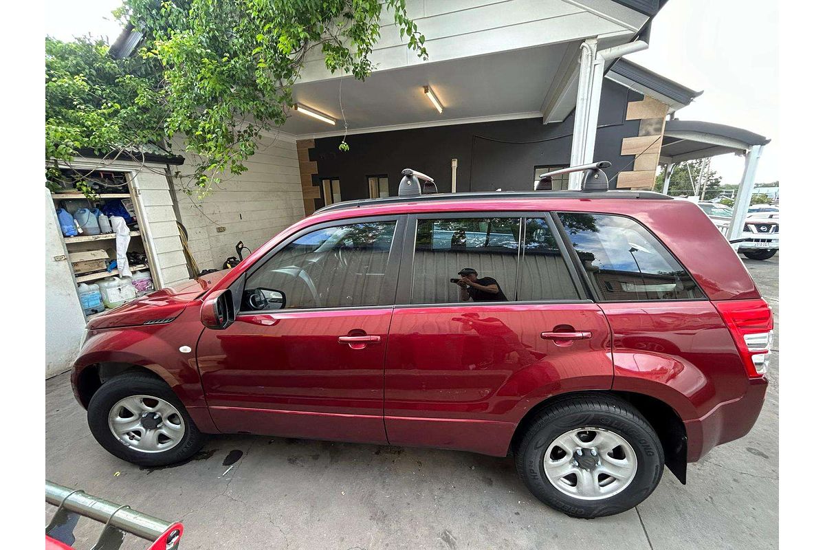 2005 Suzuki Grand Vitara  JB