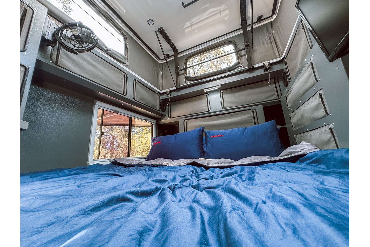 2022 Conqueror UEV-490 Platinum