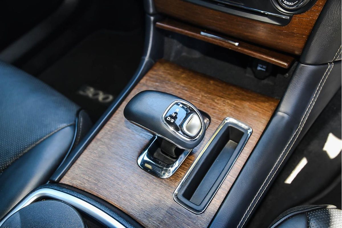 2012 Chrysler 300 C Luxury LX