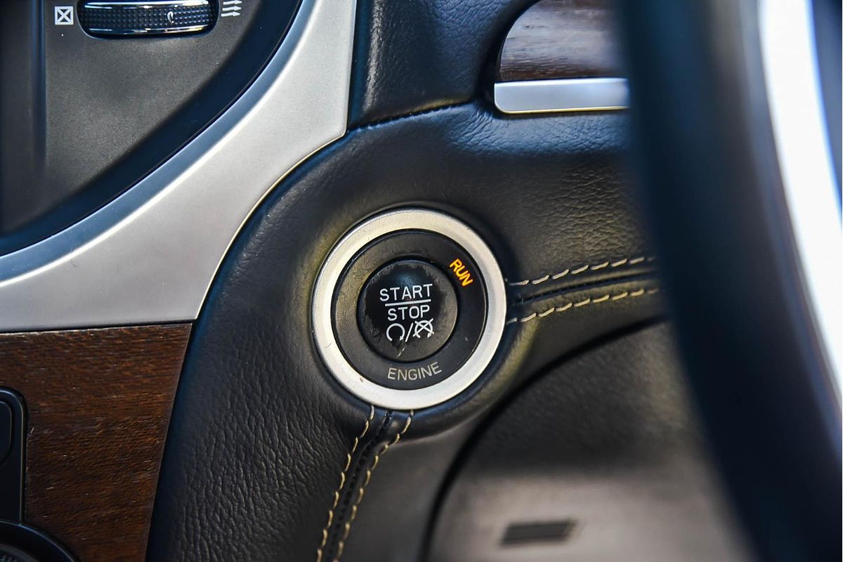 2012 Chrysler 300 C Luxury LX