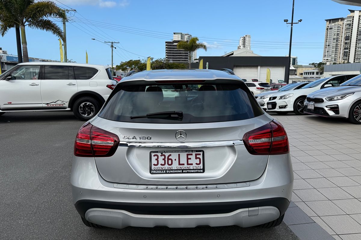 2017 Mercedes-Benz GLA-Class GLA180 X156