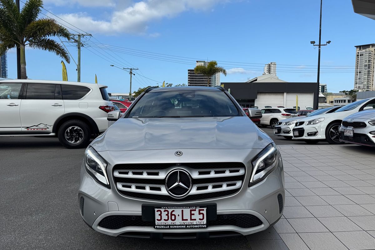 2017 Mercedes-Benz GLA-Class GLA180 X156
