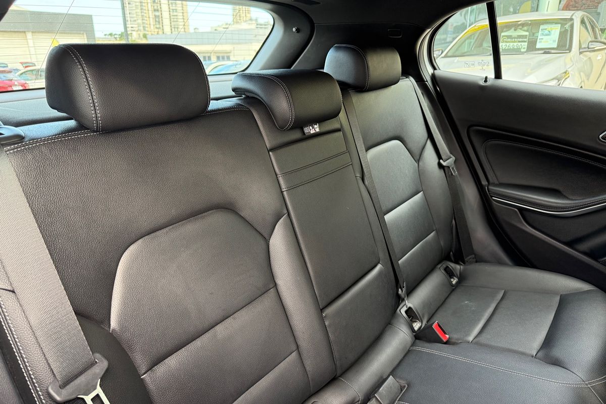 2017 Mercedes-Benz GLA-Class GLA180 X156