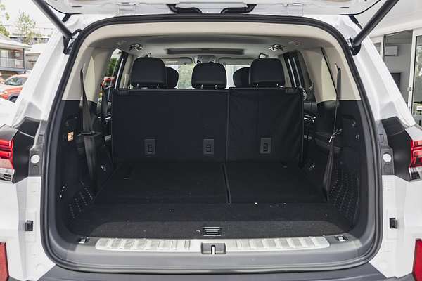 2024 LDV D90 Executive SV9A