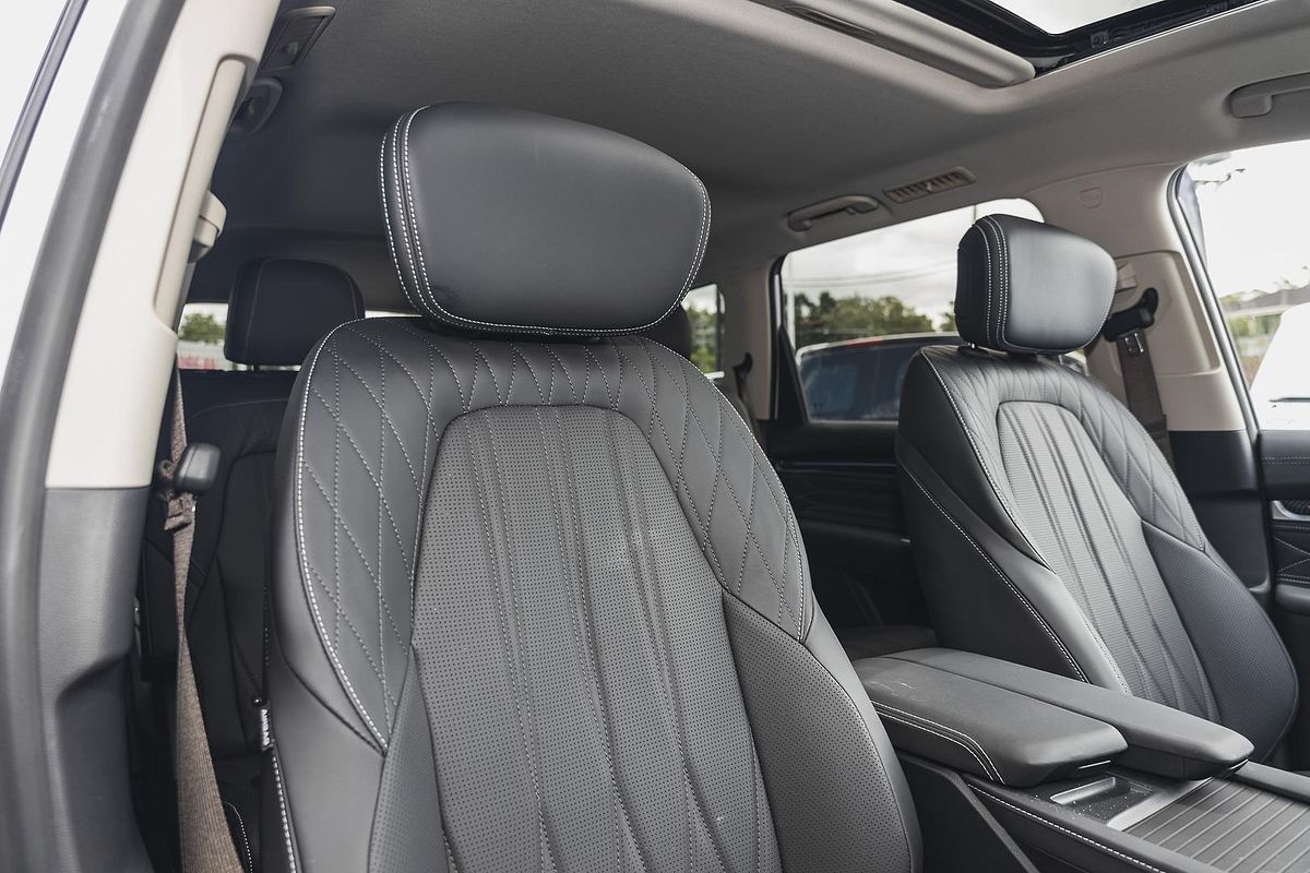 2024 LDV D90 Executive SV9A