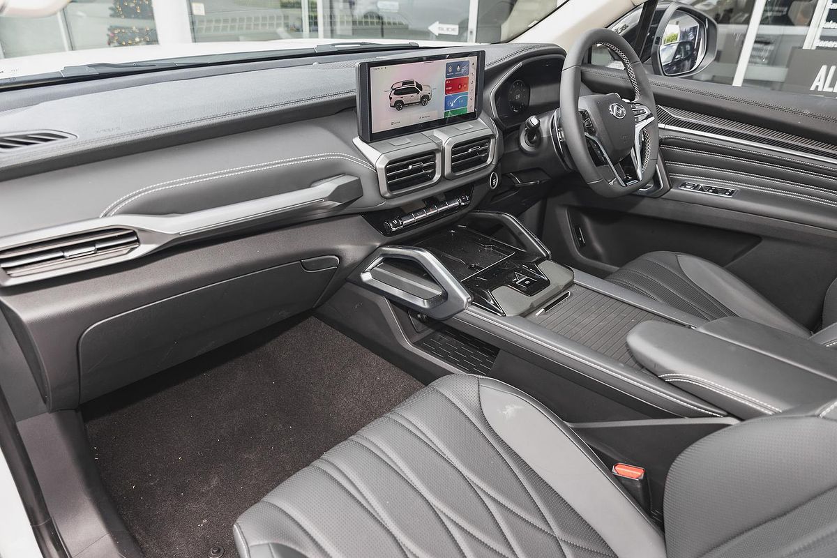 2024 LDV D90 Executive SV9A