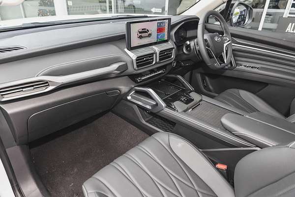 2024 LDV D90 Executive SV9A
