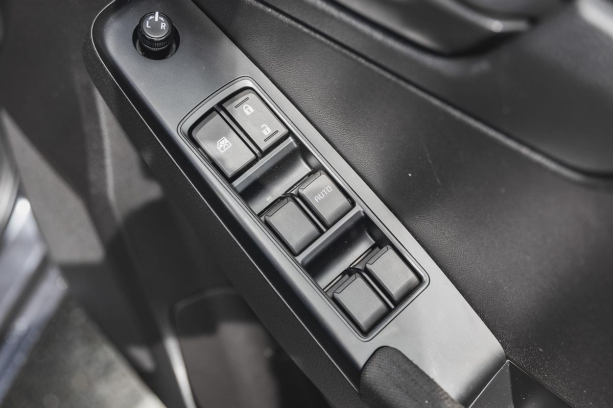 2023 Isuzu D-MAX SX 4X4