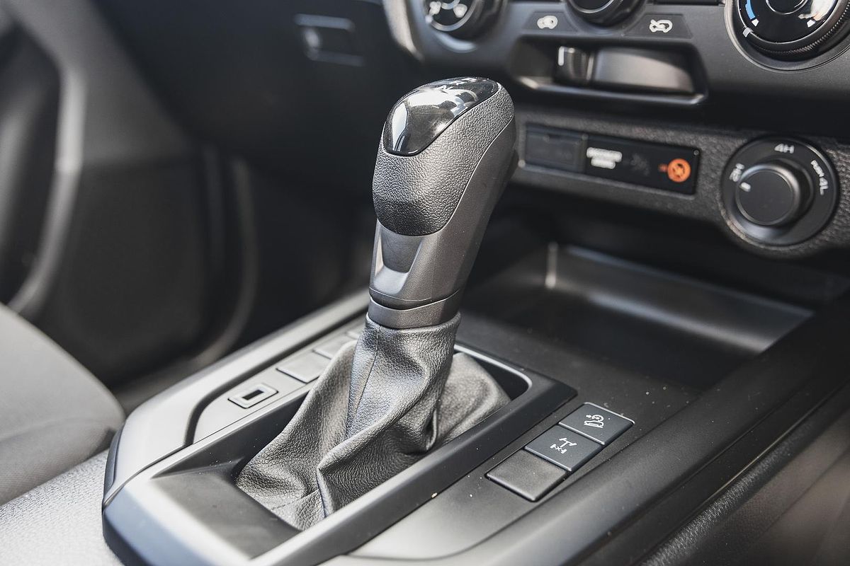 2023 Isuzu D-MAX SX 4X4