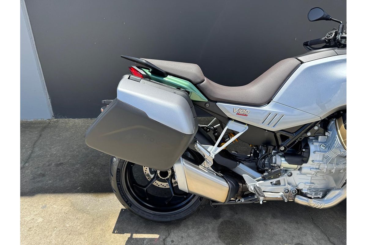 2023 Moto Guzzi V100 Mandello S V100