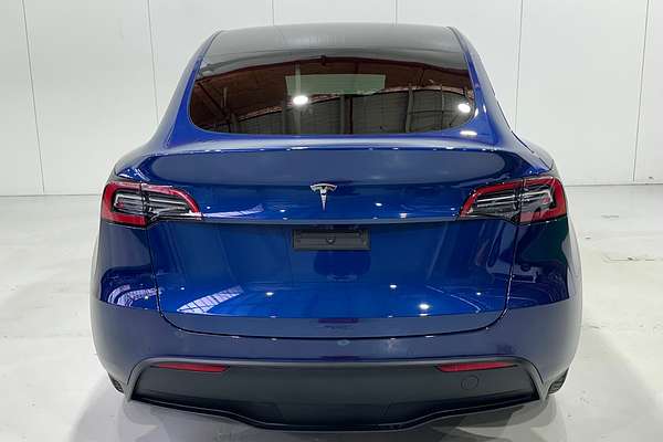 2022 Tesla Model Y Rear-Wheel Drive