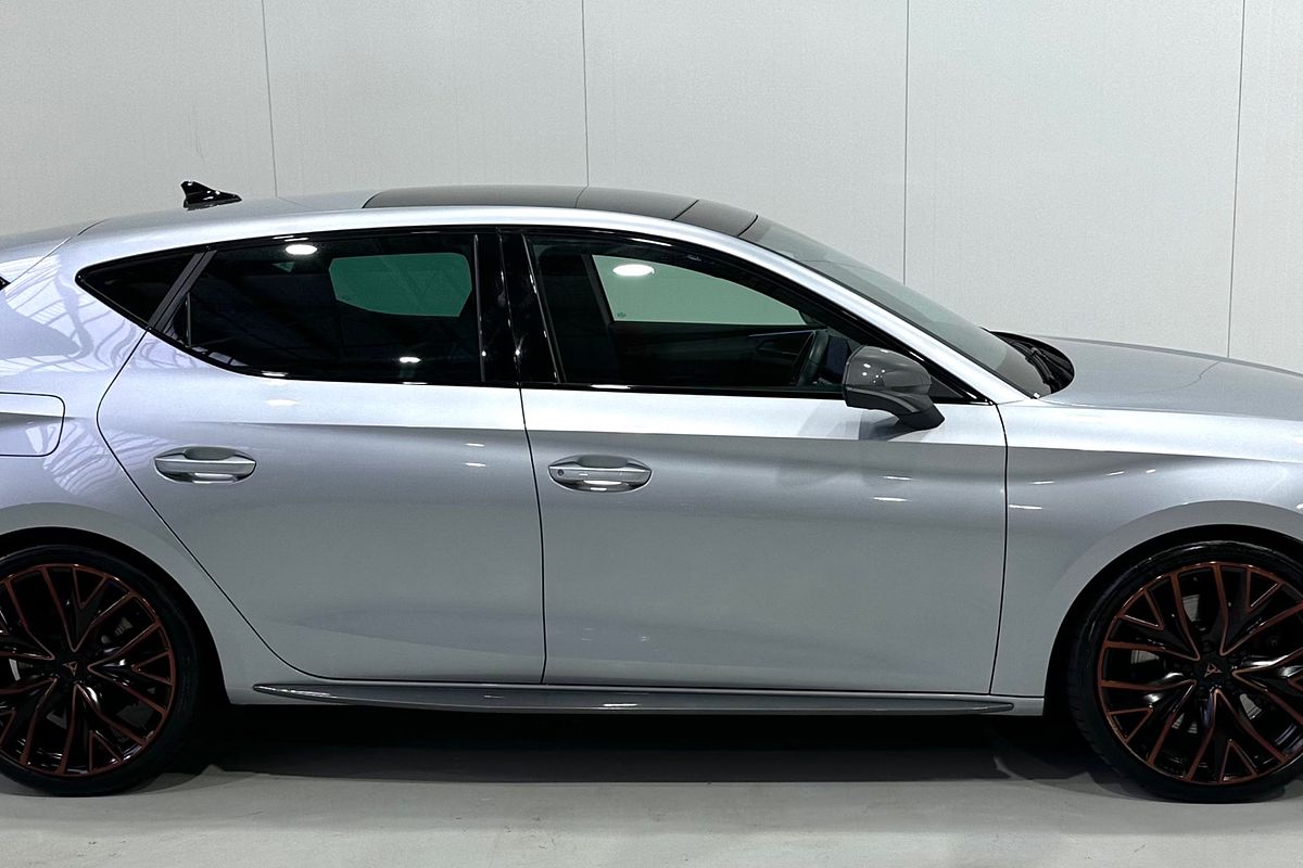 2022 CUPRA Leon VZx KL 2WD