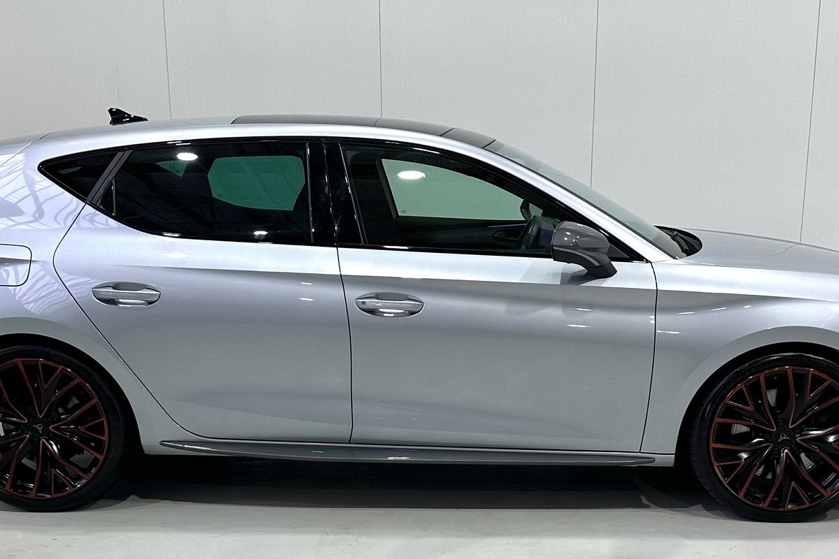 2022 CUPRA Leon VZx KL 2WD