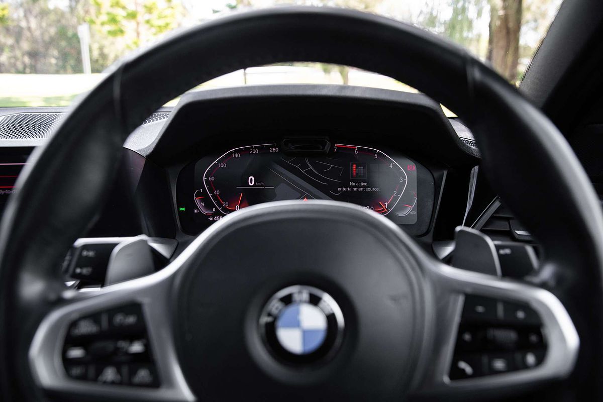 2019 BMW 3 Series 330i M Sport G20