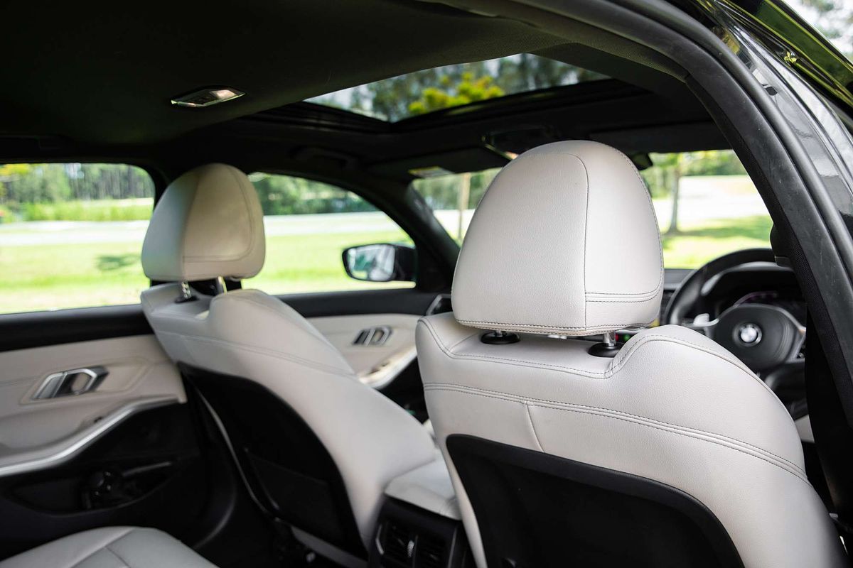 2019 BMW 3 Series 330i M Sport G20