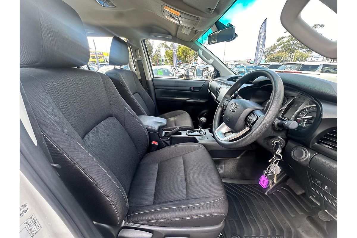 2024 Toyota Hilux SR GUN126R 4X4