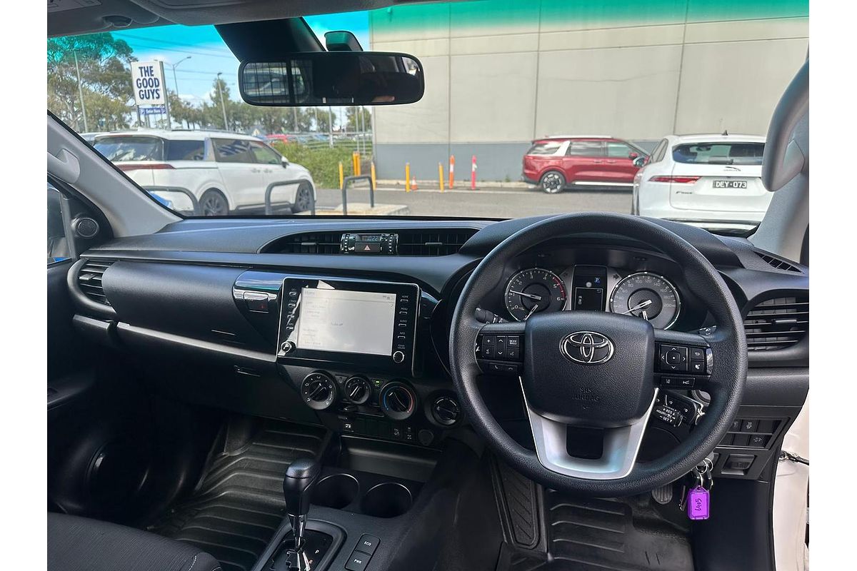 2024 Toyota Hilux SR GUN126R 4X4