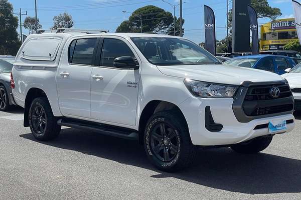 2024 Toyota Hilux SR GUN126R 4X4