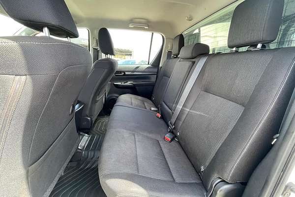 2024 Toyota Hilux SR GUN126R 4X4