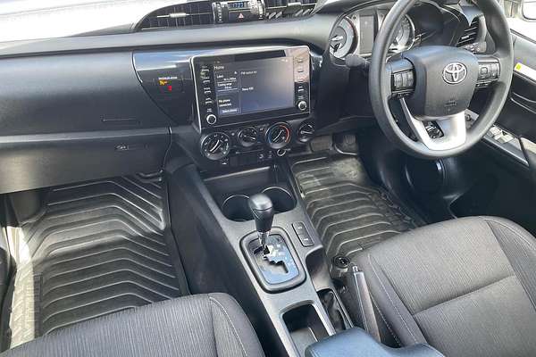 2024 Toyota Hilux SR GUN126R 4X4