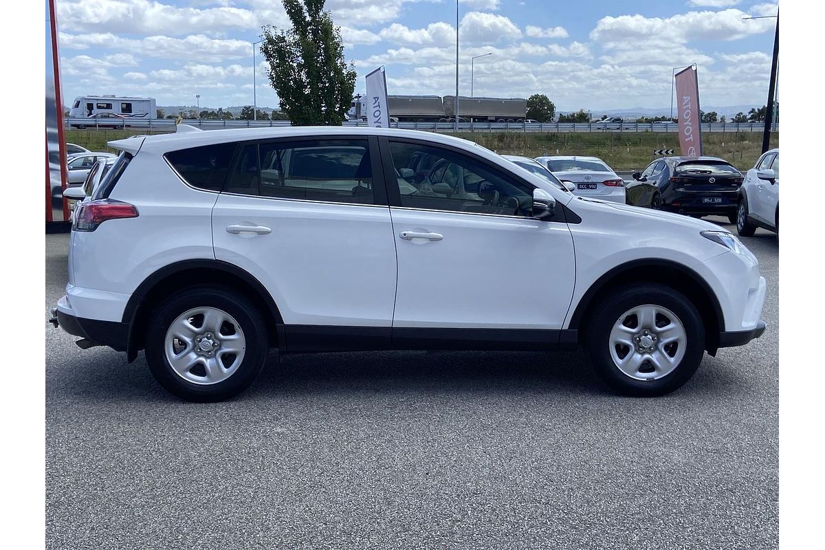 2018 Toyota RAV4 GX ASA44R