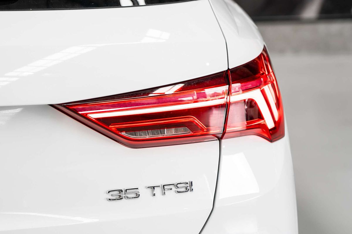 2022 Audi Q3 35 TFSI F3