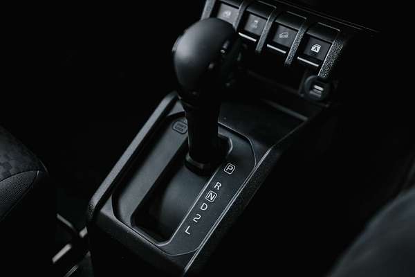2024 Suzuki Jimny GLX GJ