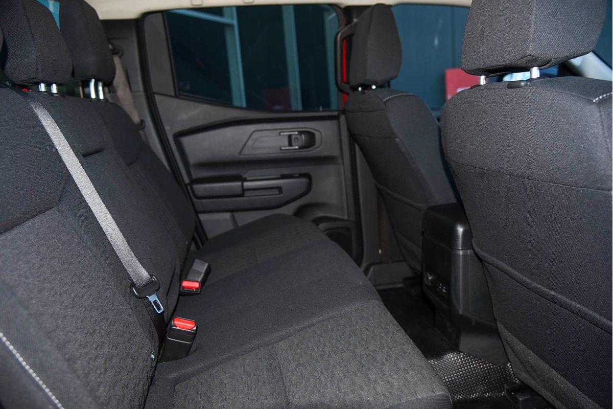 2024 Mitsubishi Triton GLX+ MV 4X4