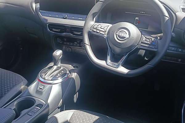 2024 Nissan JUKE ST-L F16