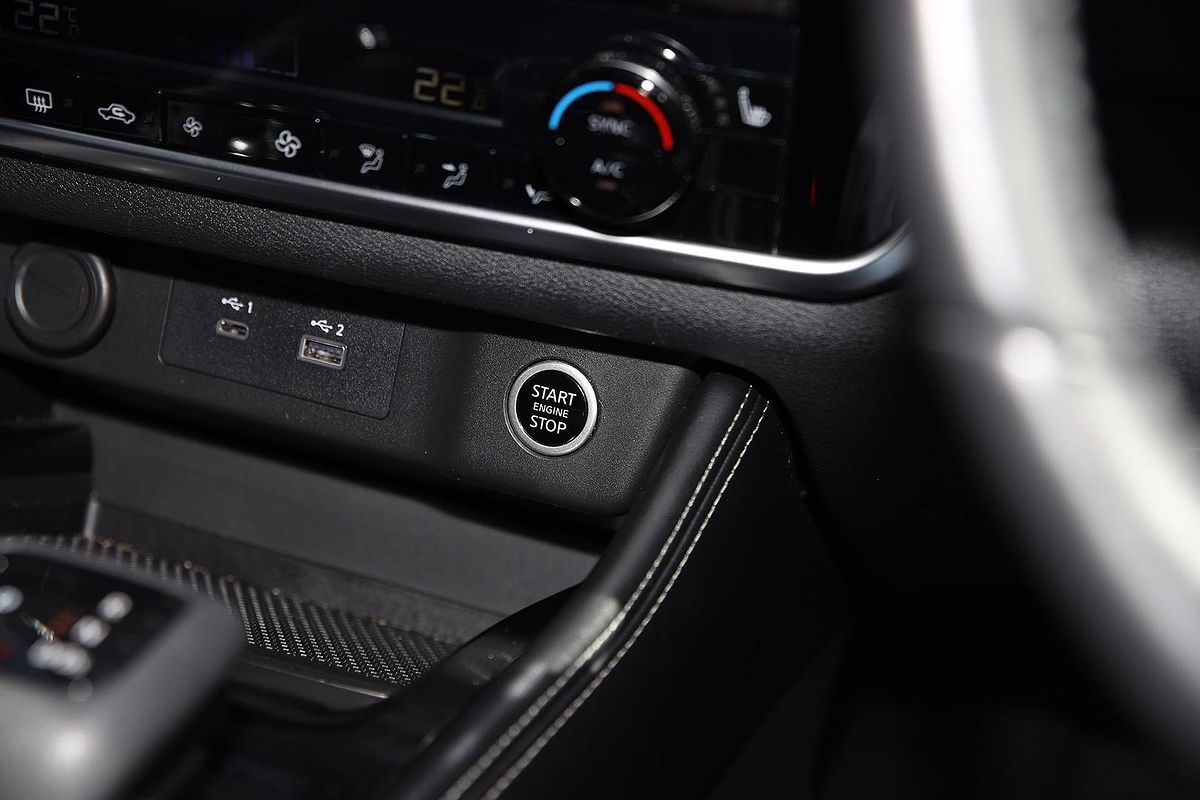 2023 Nissan X-TRAIL ST-L T33