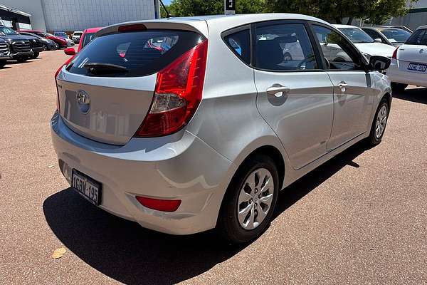 2016 Hyundai Accent Active RB4