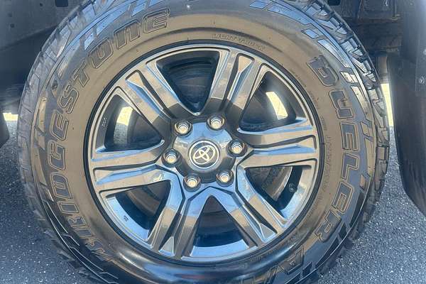 2024 Toyota Hilux SR GUN126R 4X4