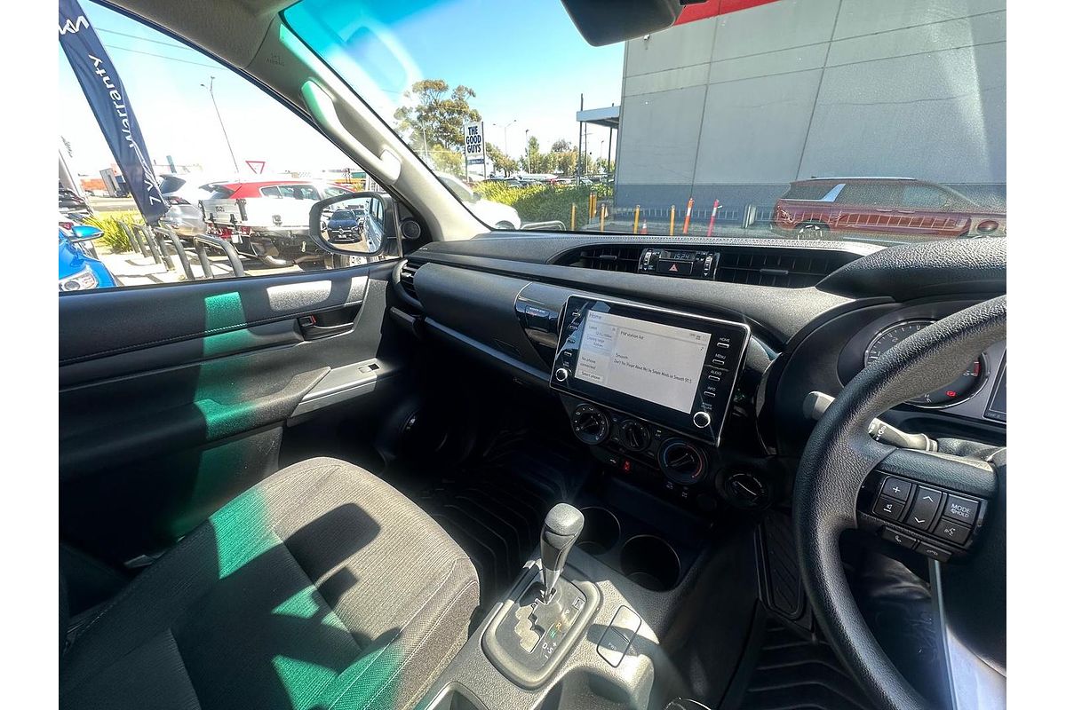 2024 Toyota Hilux SR GUN126R 4X4