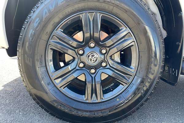 2024 Toyota Hilux SR GUN126R 4X4